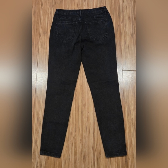 Madden NYC Black Distressed Jeans - Picture 7 of 10